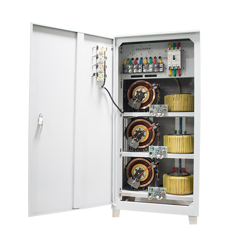 90KVA Üç Fazlı Voltaj Stabilizatörü Lazer Kesme Makinesi için Servo Motor Teknolojisiyle Otomatik Voltaj Düzenleyicisi